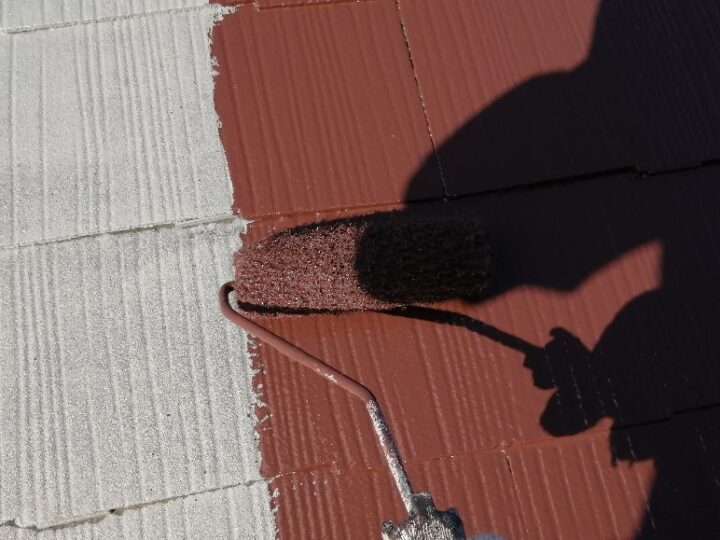 屋根塗装　中塗り