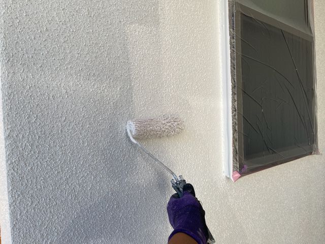 外壁　中塗り