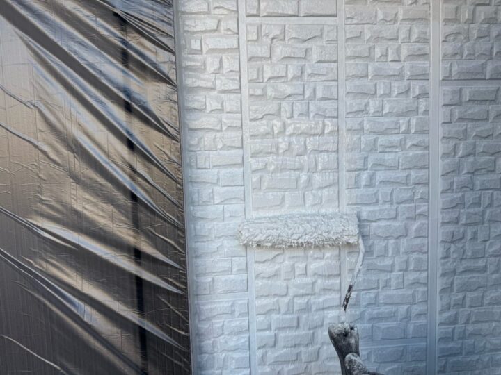 外壁 中塗り(クールホワイト)