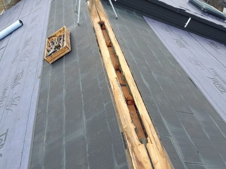 屋根カバー工事