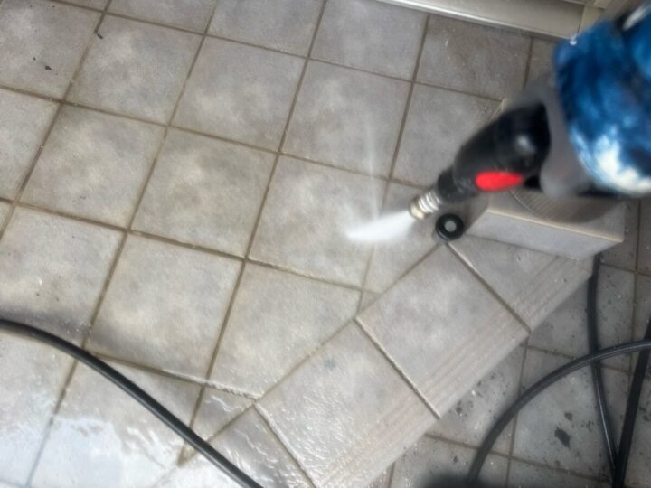 玄関タイル 洗浄