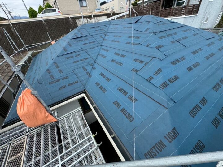 屋根カバー工事