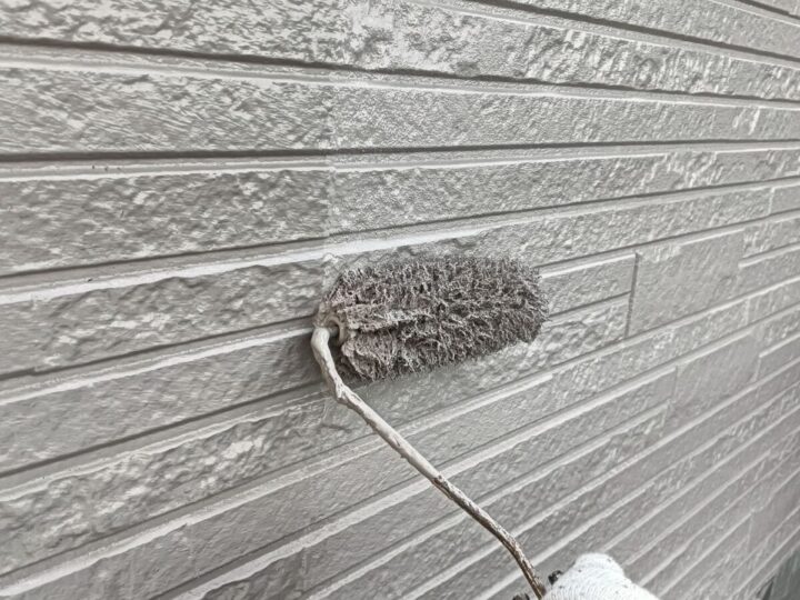 外壁 上塗り(グレイドルフィン)