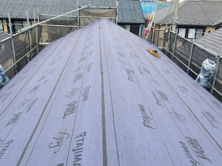 屋根カバー工事