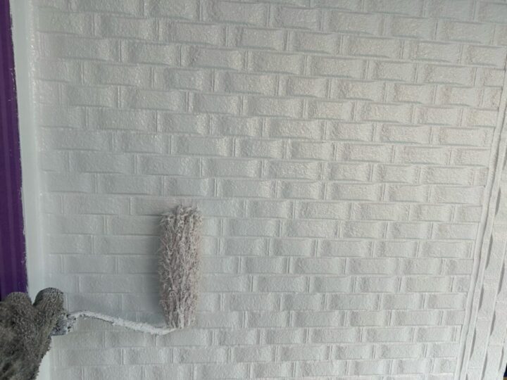 外壁 上塗り(クールホワイト)