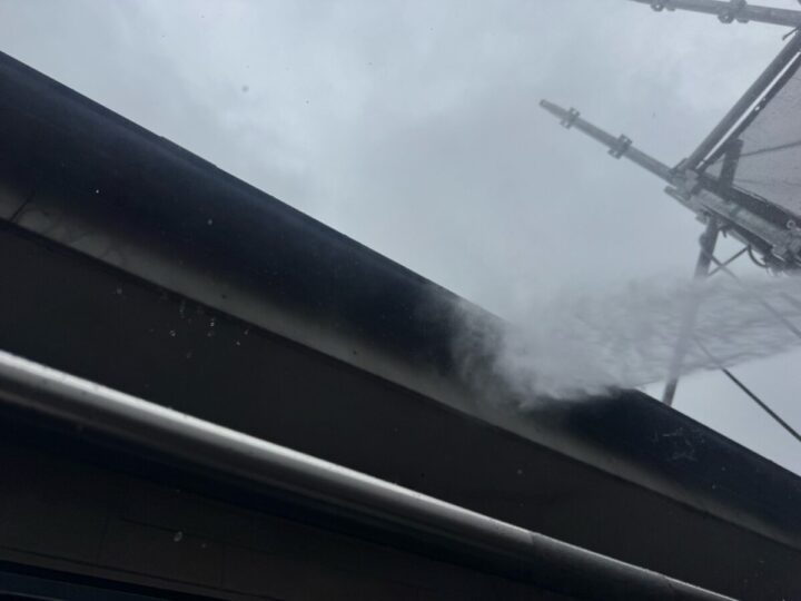 雨樋 高圧洗浄