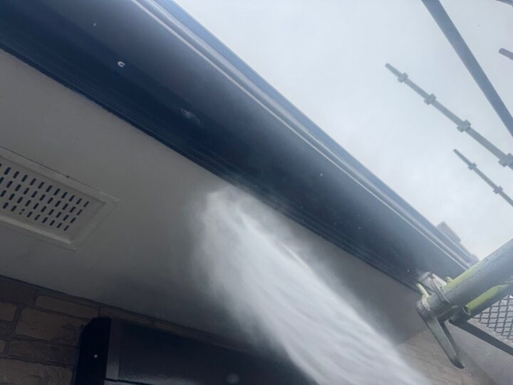 雨樋・軒天 洗浄