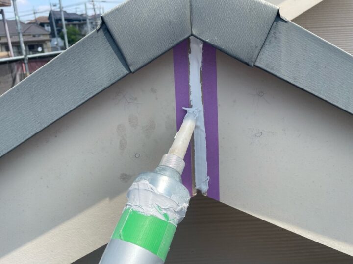 破風 コーキング打設